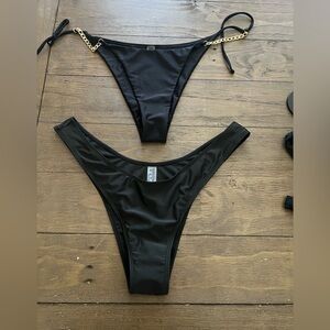 ✨NWOT✨ Black Bikini Bottoms - set of (2)